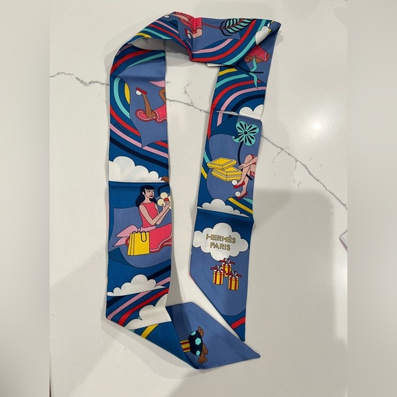 NWT Hermes le Carres Volantes silk twilly ribbon scarf Blue White Yellow - Picture 5 of 6